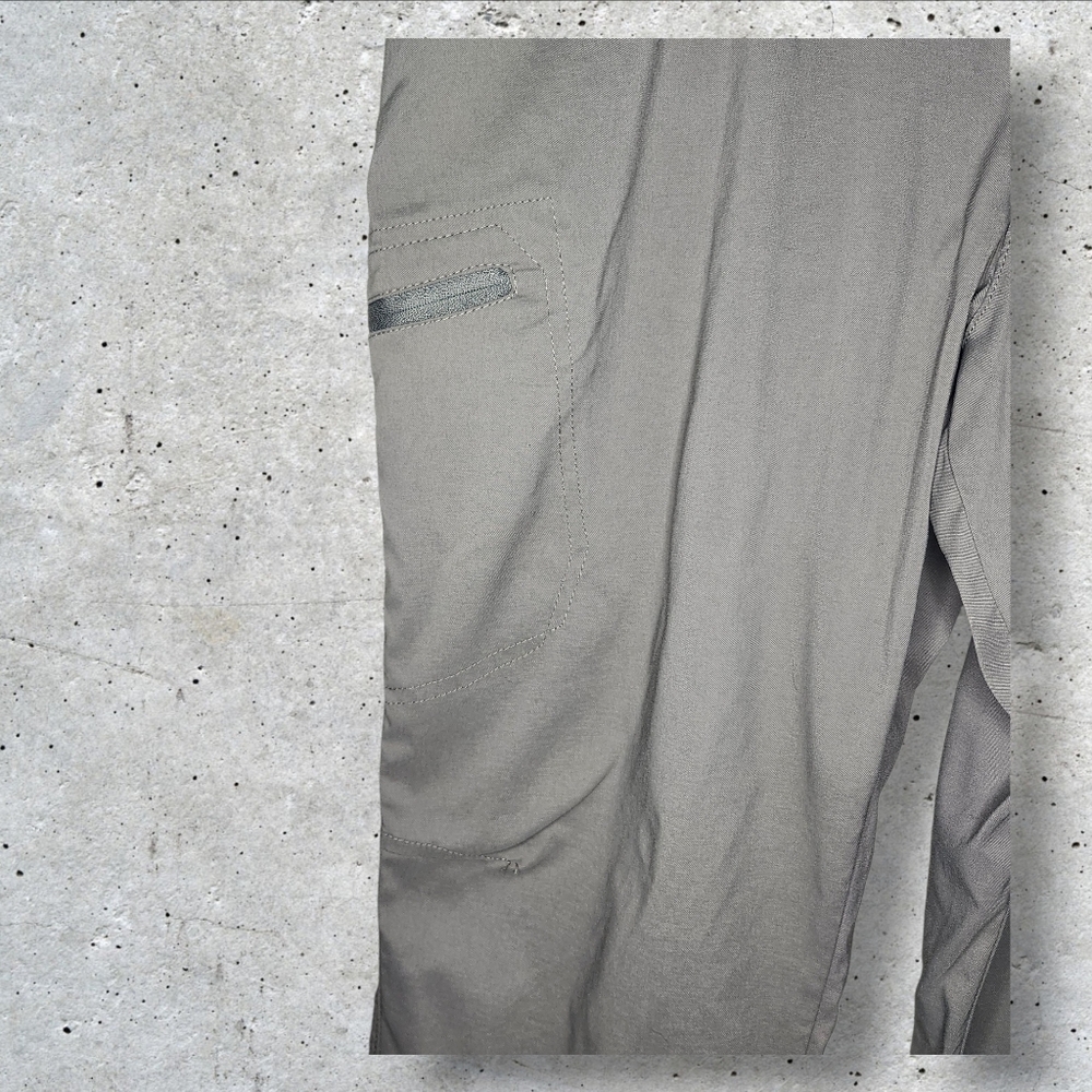 WRANGLER Brown Nylon Cargo Pants - 38x30 - Picture 5 of 9